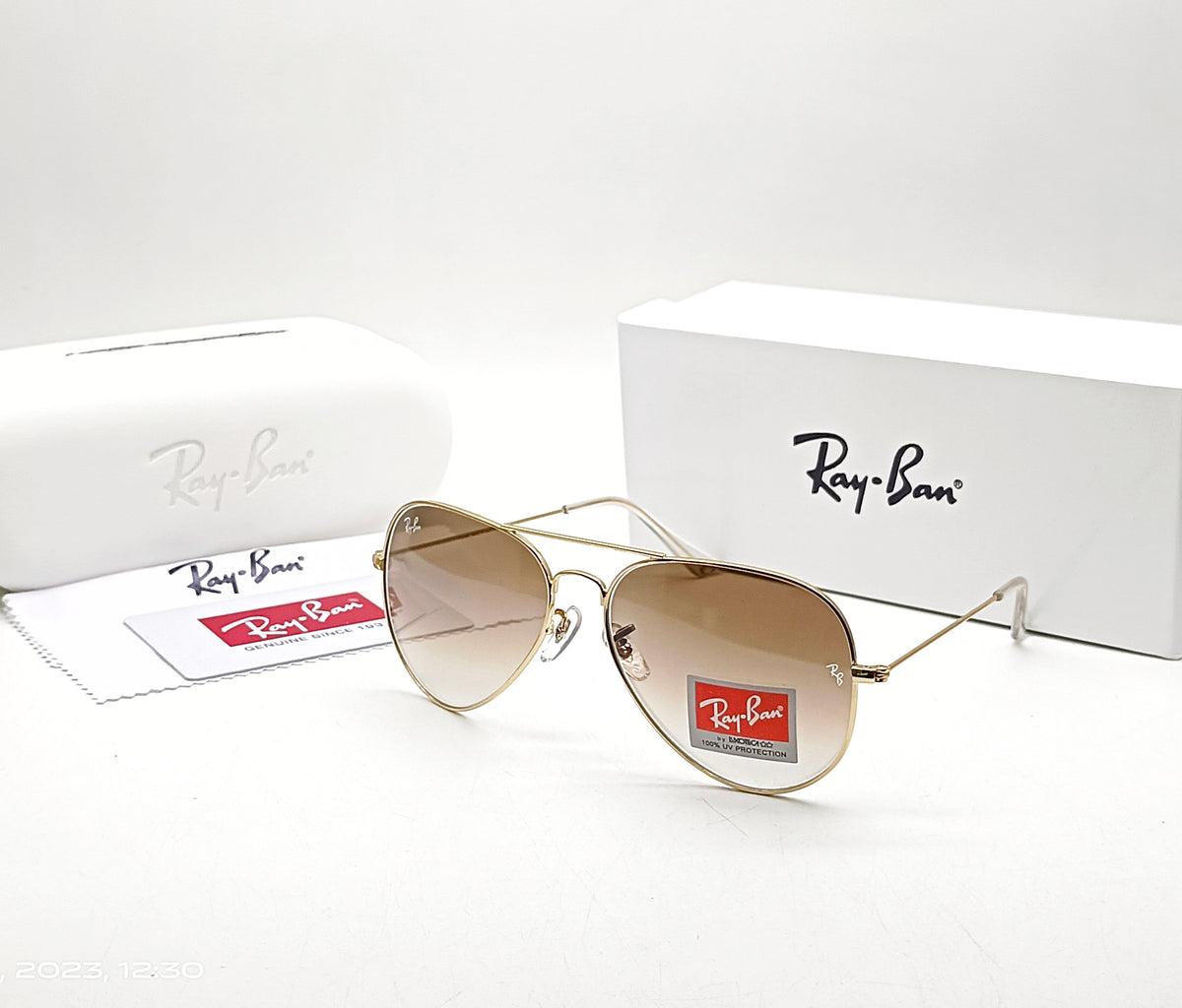 RAY-BAN Brown Shade & Gold 3026 Oval Aviator Metal Trendy Hot Favourite Wintage Sunglass For Unisex.